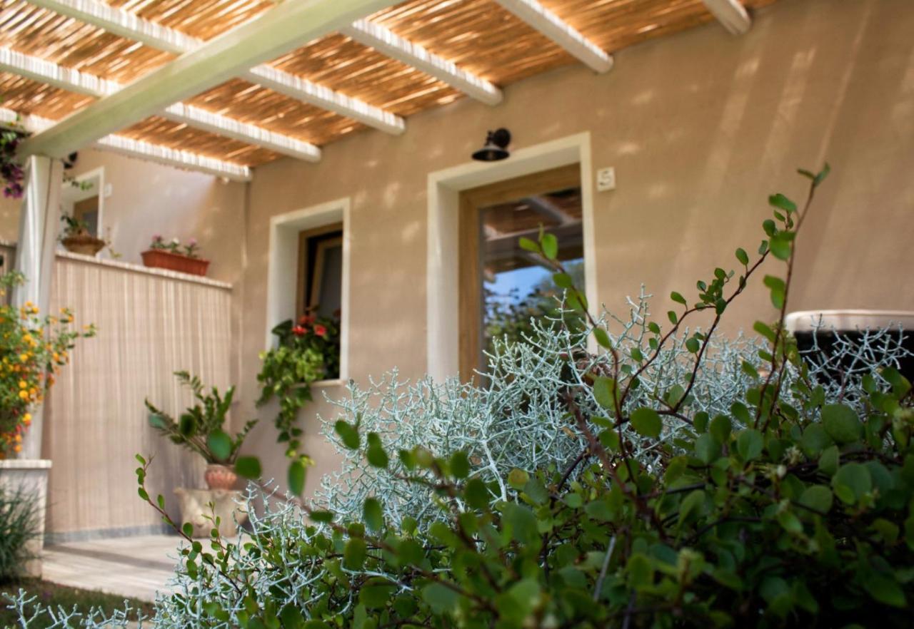 Bed and Breakfast Acquamaris Tuerredda Теулада Экстерьер фото